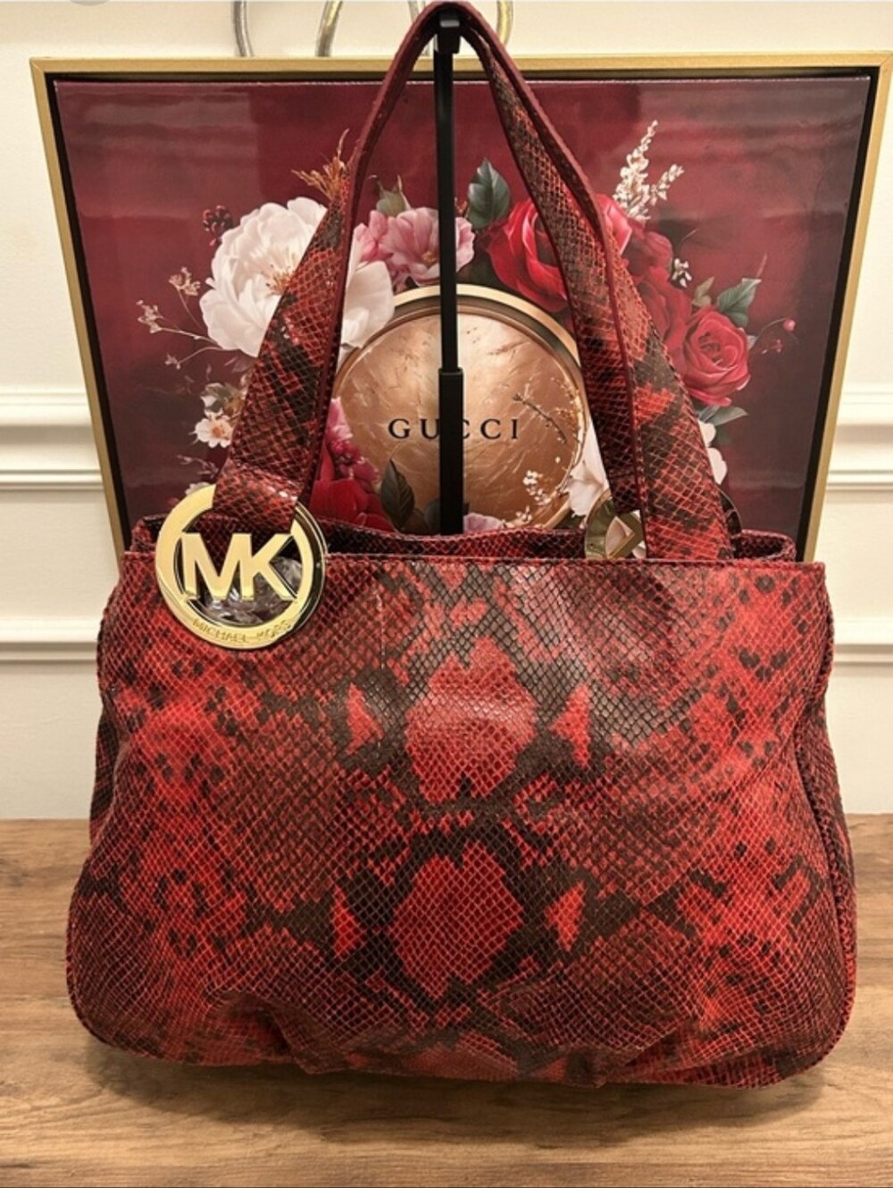 Michael Kors Red Snakeskin-Print Shoulder Bag - Picture 4 of 16